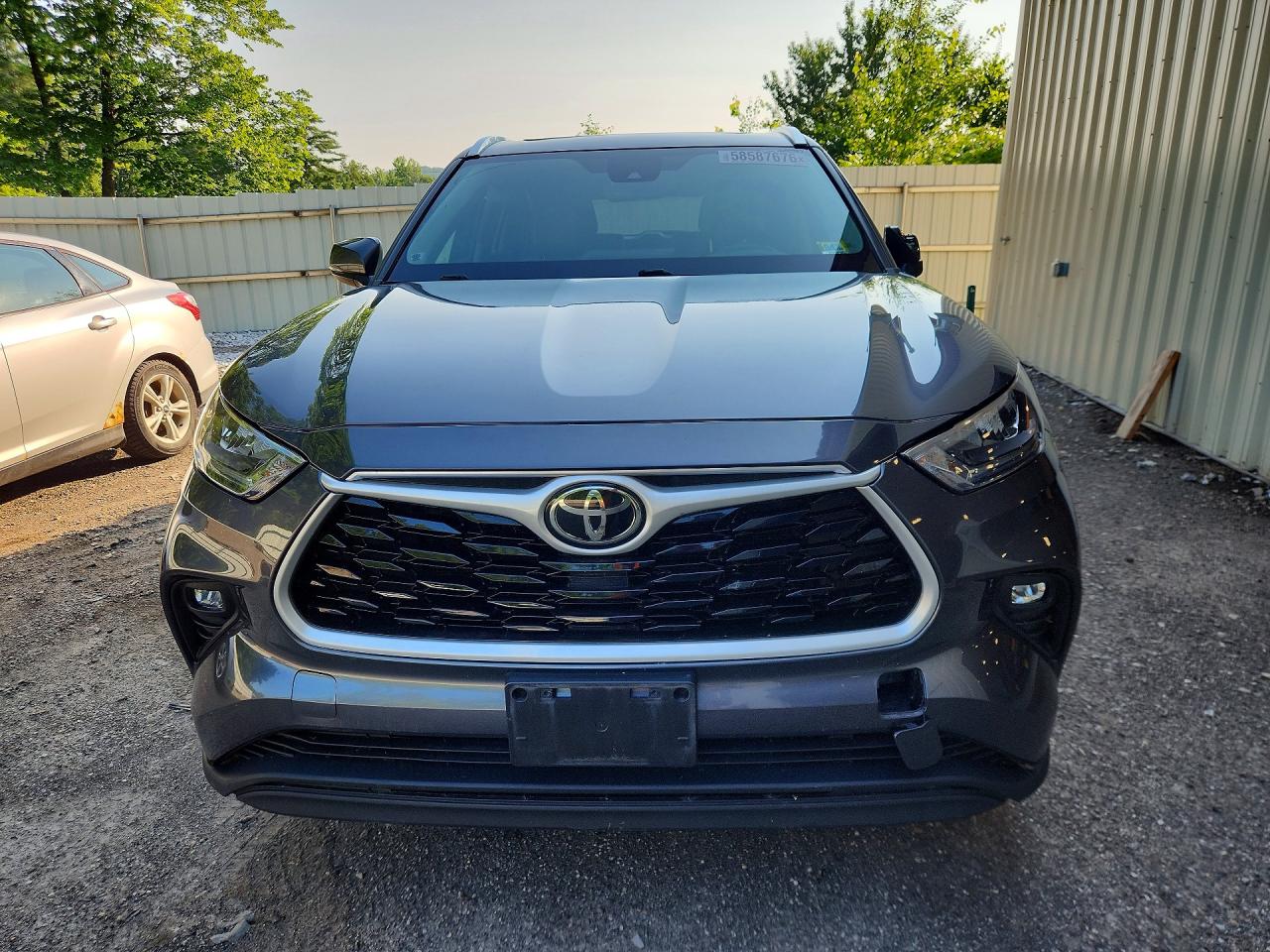 2020 TOYOTA HIGHLANDER XLE Nav