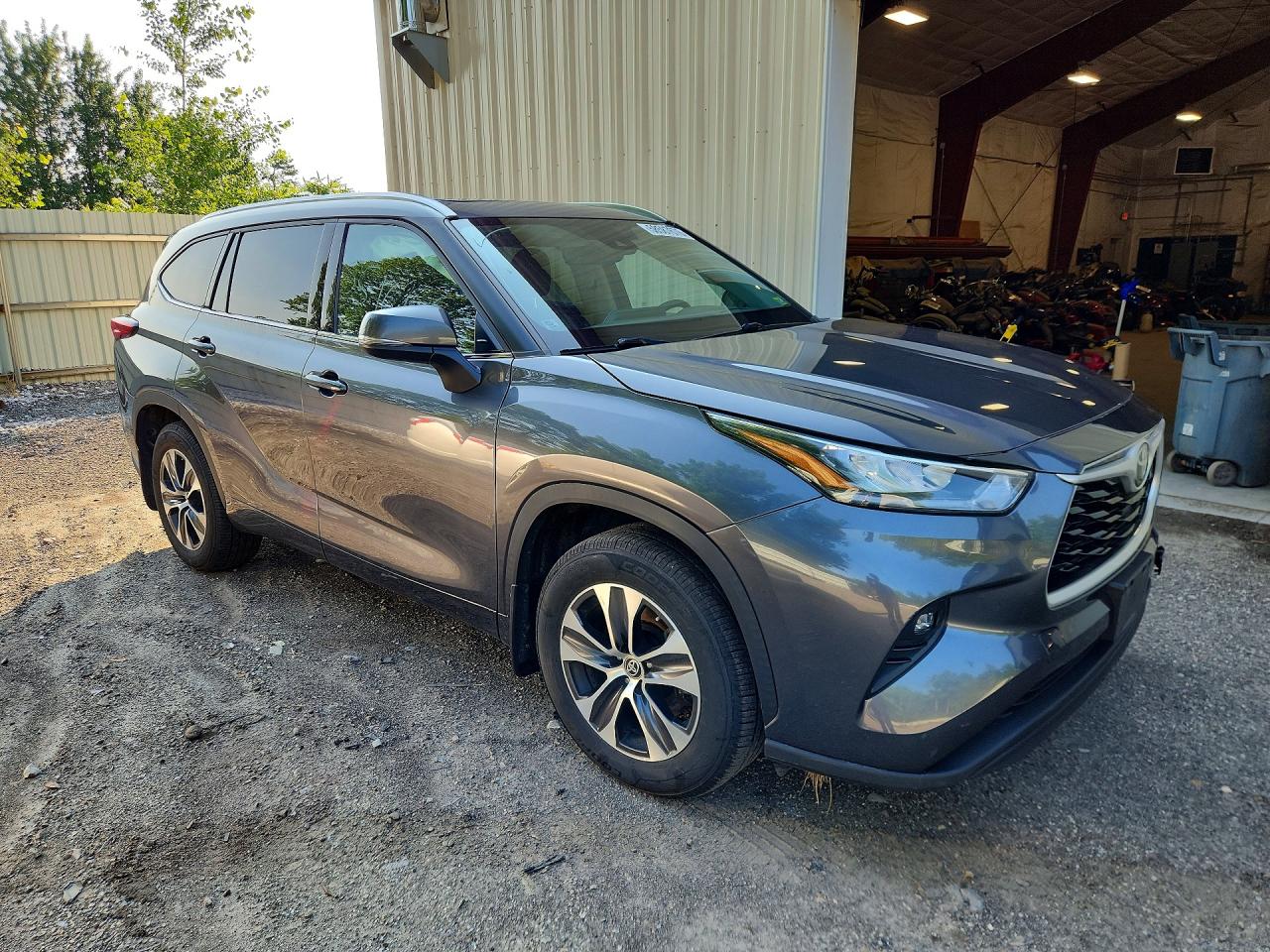 2020 TOYOTA HIGHLANDER XLE Nav