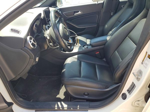 2015 MERCEDES-BENZ CLA