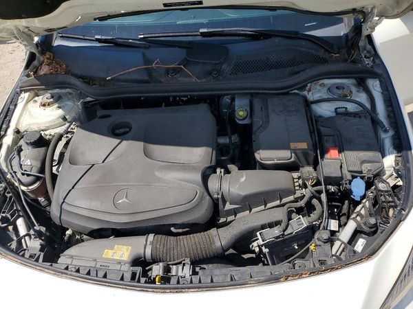 2015 MERCEDES-BENZ CLA