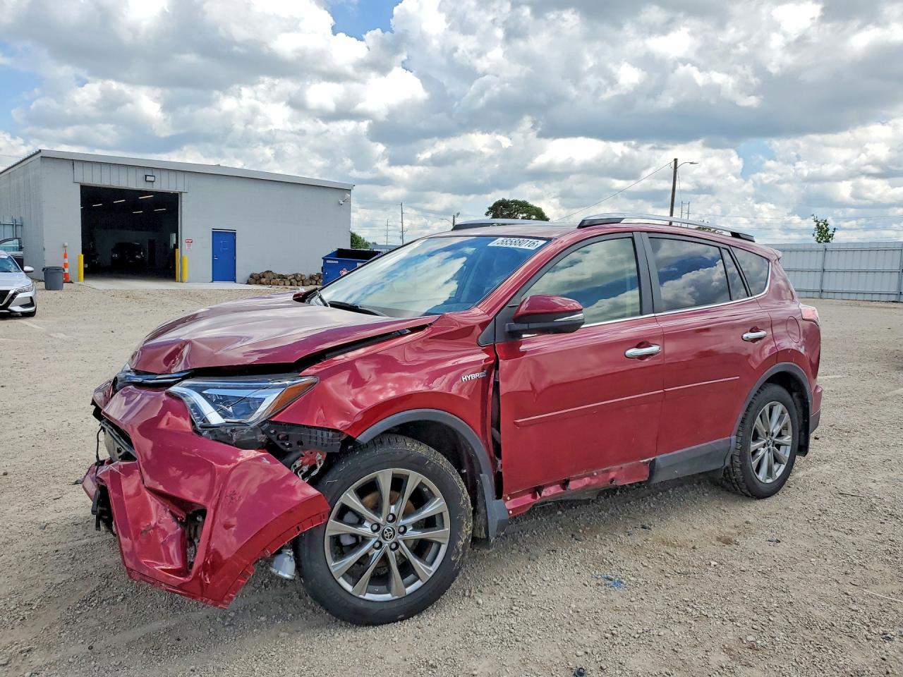 2018 TOYOTA RAV4 Ltd — Front 3/4