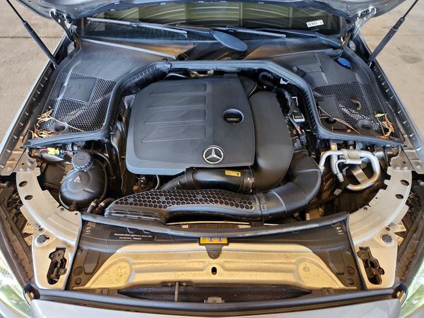 2019 MERCEDES-BENZ C C300-4M