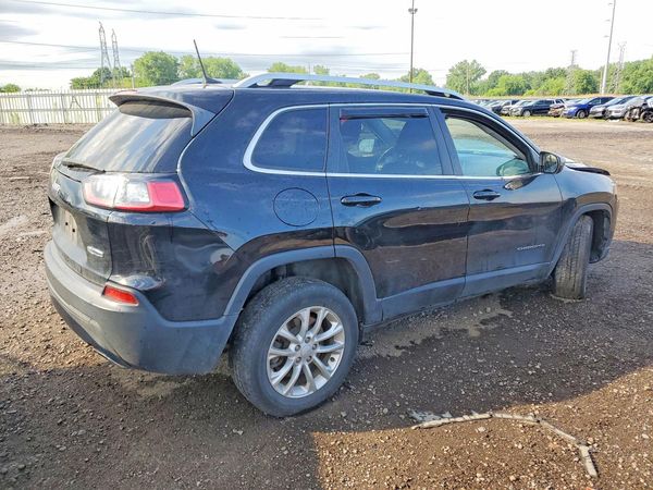 2019 JEEP CHEROKEE LATITUDE FWD