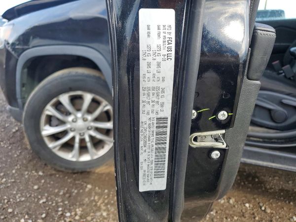 2019 JEEP CHEROKEE LATITUDE FWD