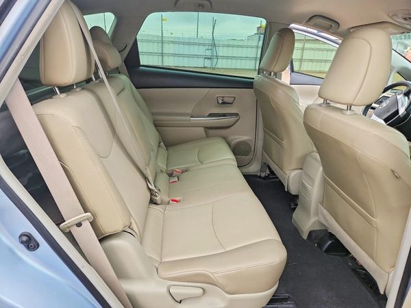 2015 TOYOTA PRIUS V