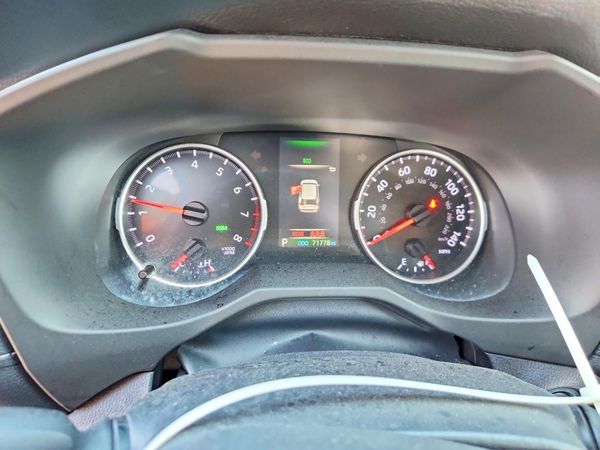 2019 TOYOTA RAV4 XLE / XLE Premium 4WD