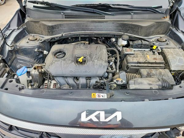 2024 KIA SELTOS S, X-Line