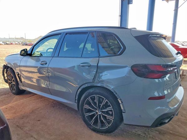 2024 BMW X5 xDrive50e