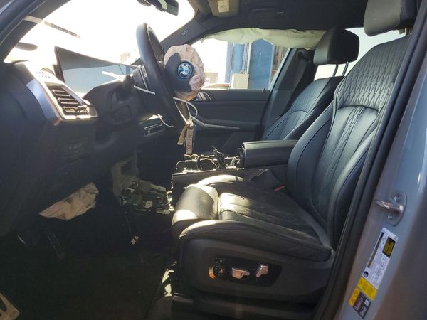 2024 BMW X5 xDrive50e