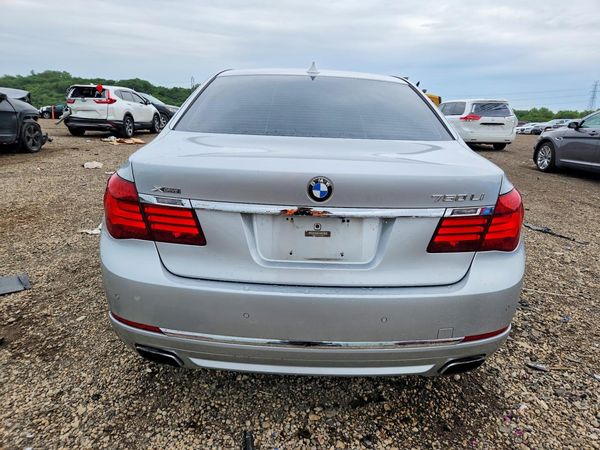 2013 BMW 750