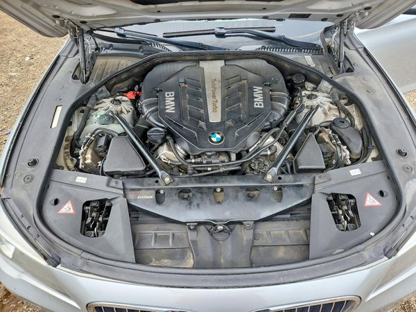 2013 BMW 750