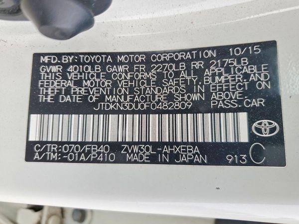 2015 TOYOTA PRIUS