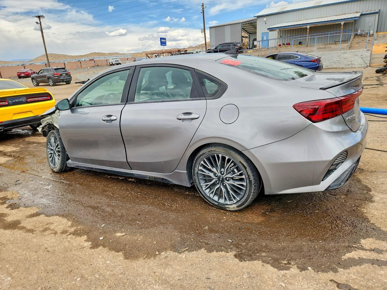 2024 KIA FORTE GT Line
