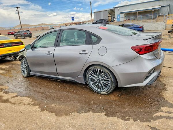 2024 KIA FORTE GT Line