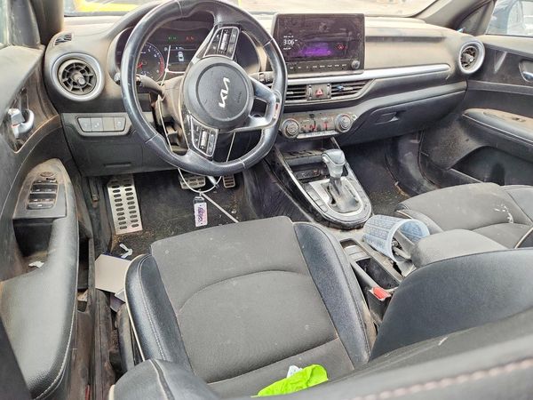 2024 KIA FORTE GT Line
