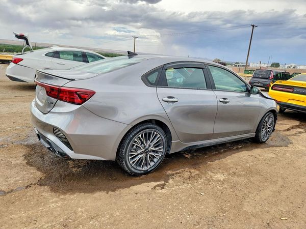 2024 KIA FORTE GT Line