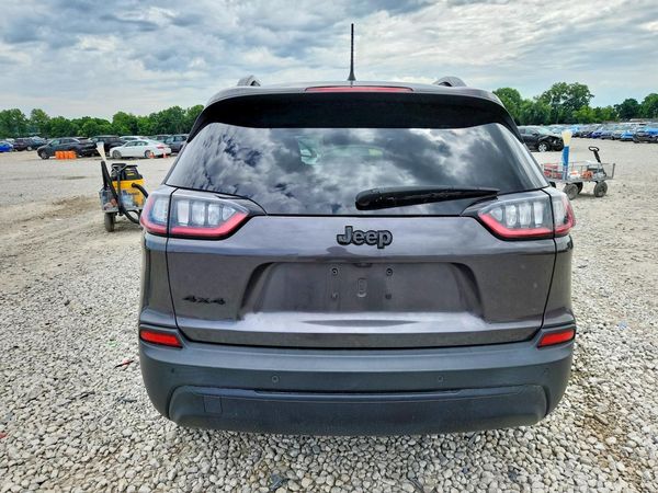 2021 JEEP CHEROKEE LATITUDE PLUS 4X4