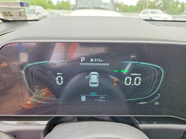 2023 KIA NIRO EX