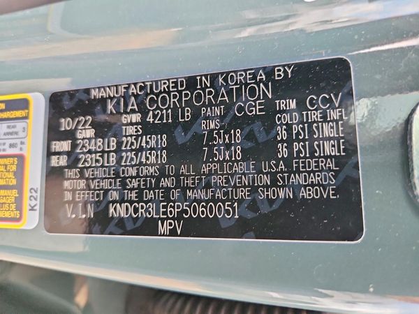 2023 KIA NIRO EX