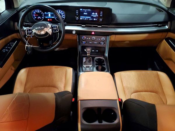 2023 KIA CARNIVAL LX, LX Seat Package