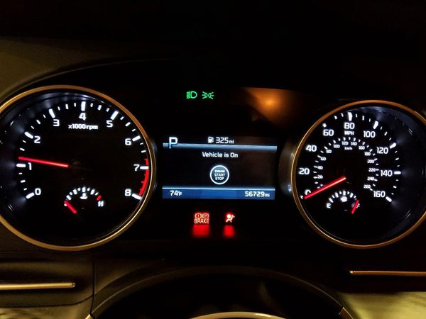 2023 KIA CARNIVAL LX, LX Seat Package