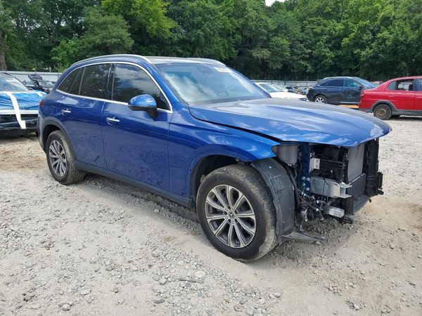 2023 MERCEDES-BENZ GLC GLC300