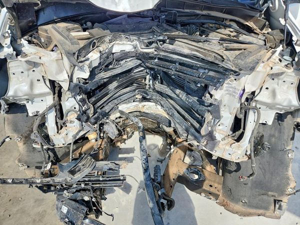2023 CHEVROLET TAHOE RST — Engine bay