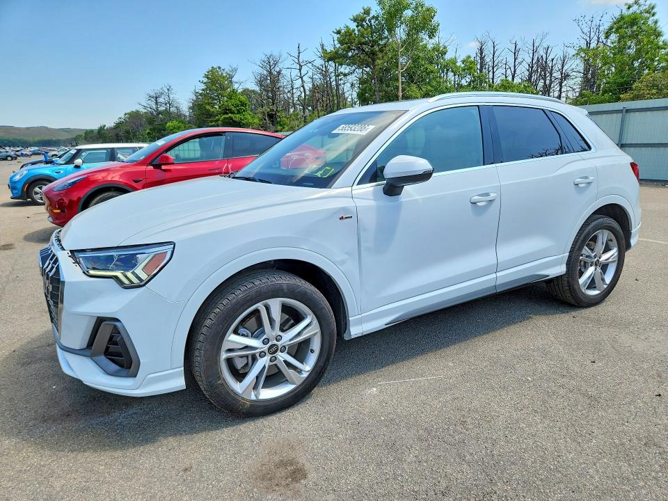 2024 AUDI Q3