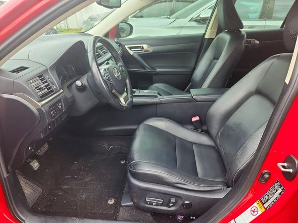 2014 LEXUS CT 200h