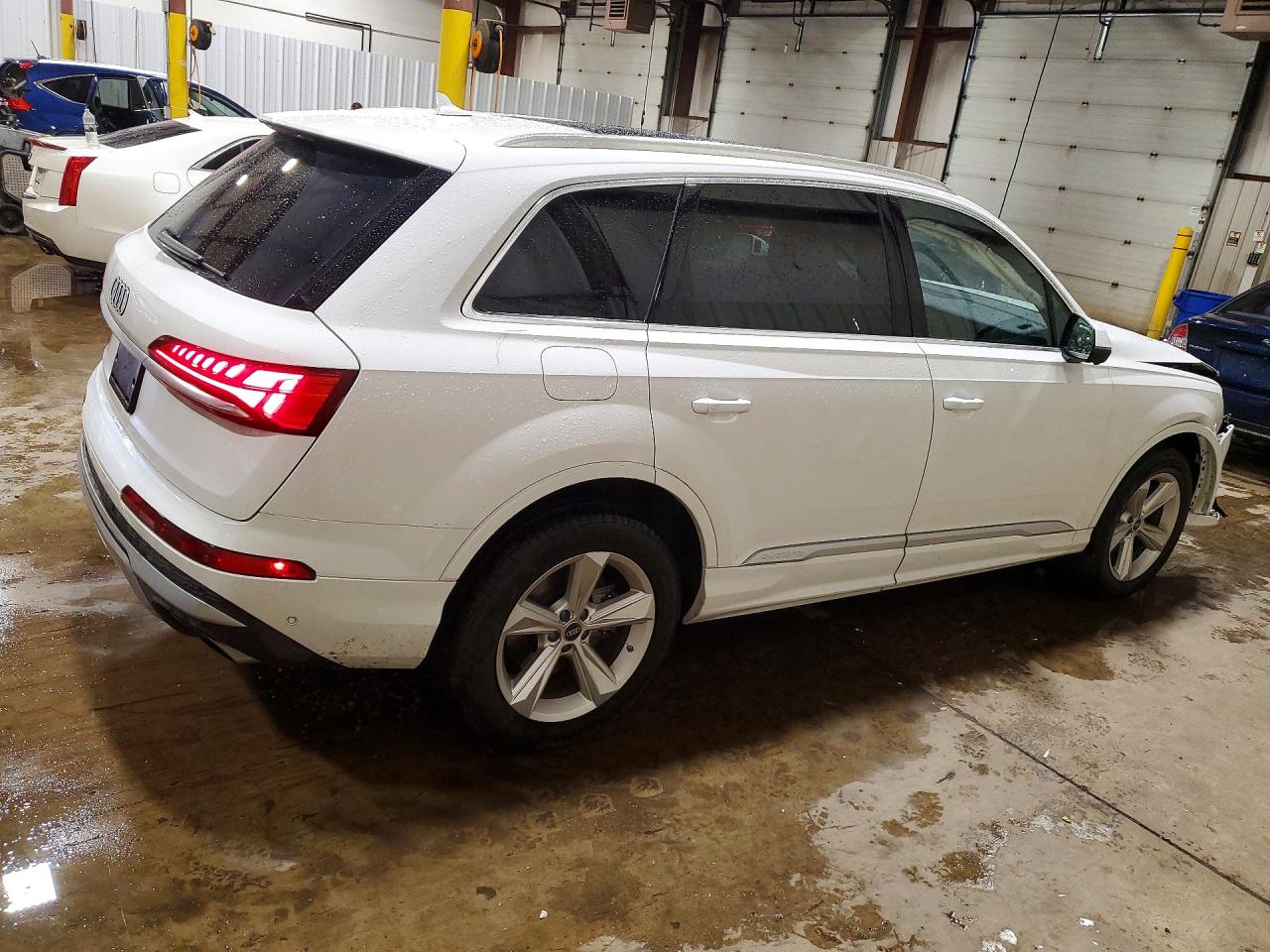 2025 AUDI Q7 quattro Premium