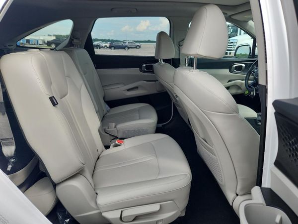 2025 KIA SORENTO EX; X-Line EX