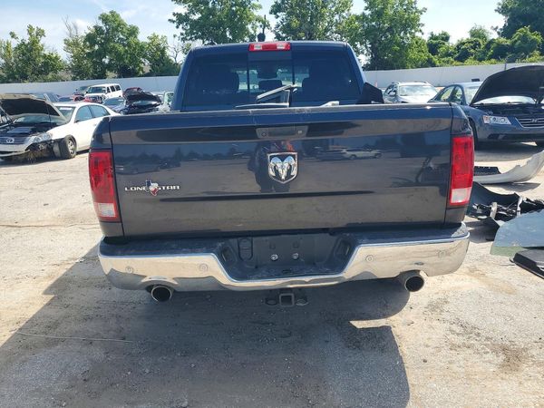 2018 RAM 1500 SLT