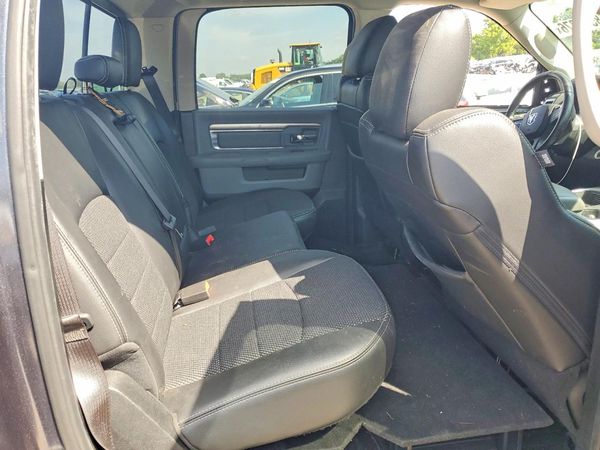 2018 RAM 1500 SLT
