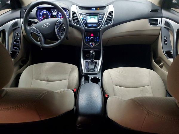 2016 HYUNDAI ELANTRA