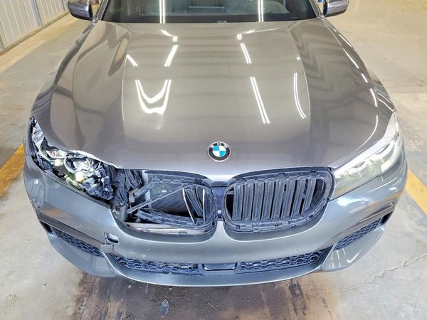 2019 BMW 740