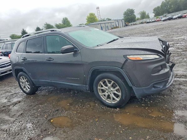 2017 JEEP CHEROKEE LATITUDE 4X4