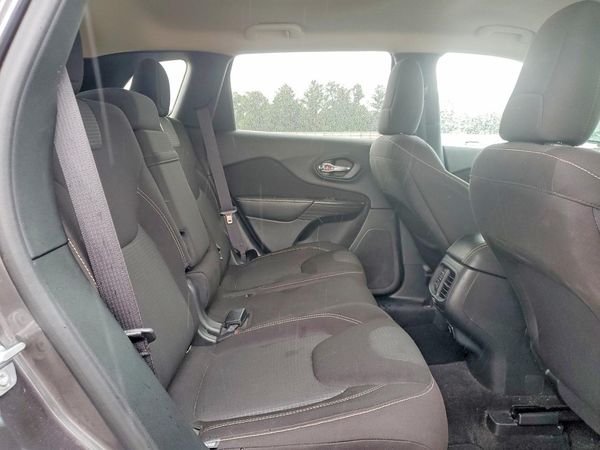2017 JEEP CHEROKEE LATITUDE 4X4