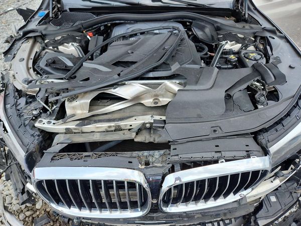 2016 BMW 740