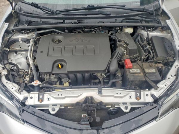 2018 TOYOTA COROLLA L/LE/SE/XLE/XSE — Engine bay