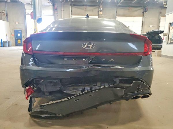 2022 HYUNDAI SONATA