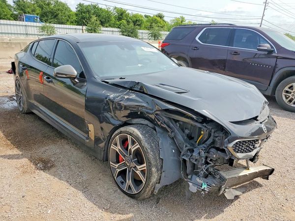 2018 KIA STINGER GT2