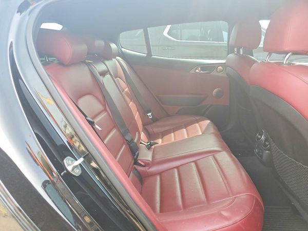 2018 KIA STINGER GT2