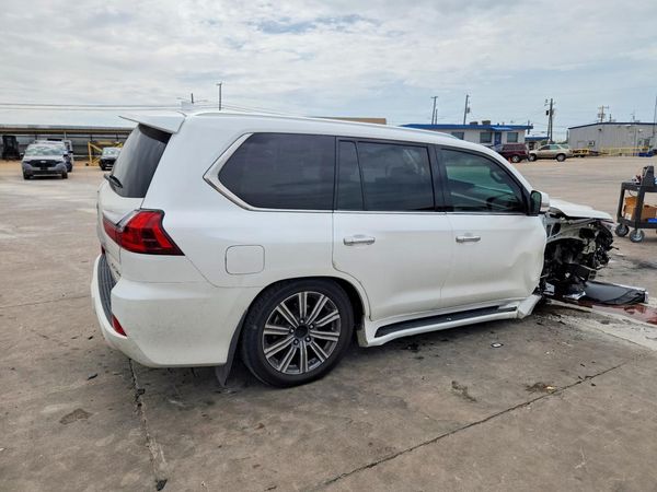 2017 LEXUS LX 570