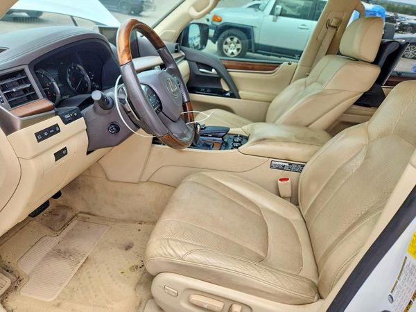 2017 LEXUS LX 570