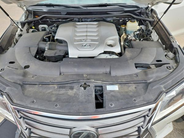 2017 LEXUS LX 570