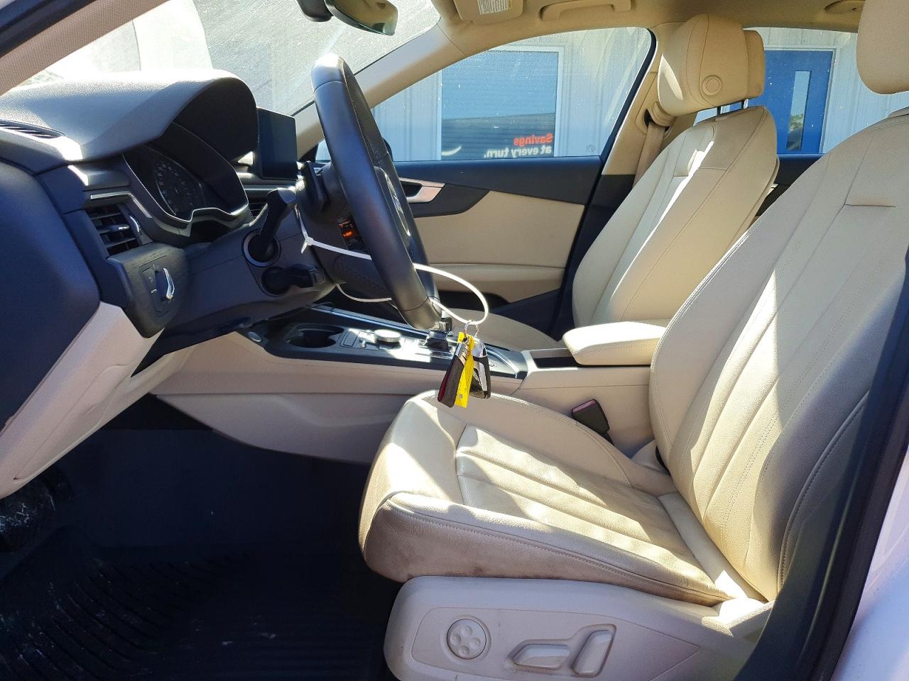 2019 AUDI A4 Premium, Titanium