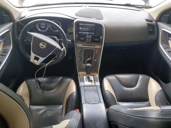 2012 VOLVO XC60