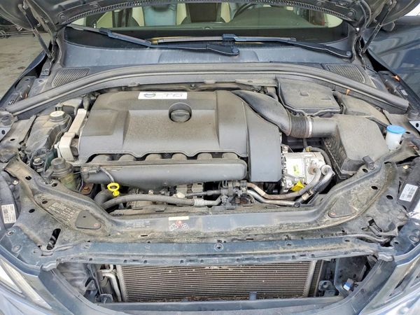 2012 VOLVO XC60