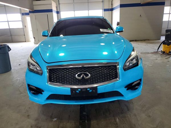 2015 INFINITI Q70