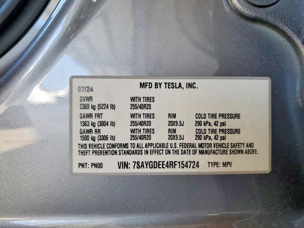 2024 TESLA MODEL Y